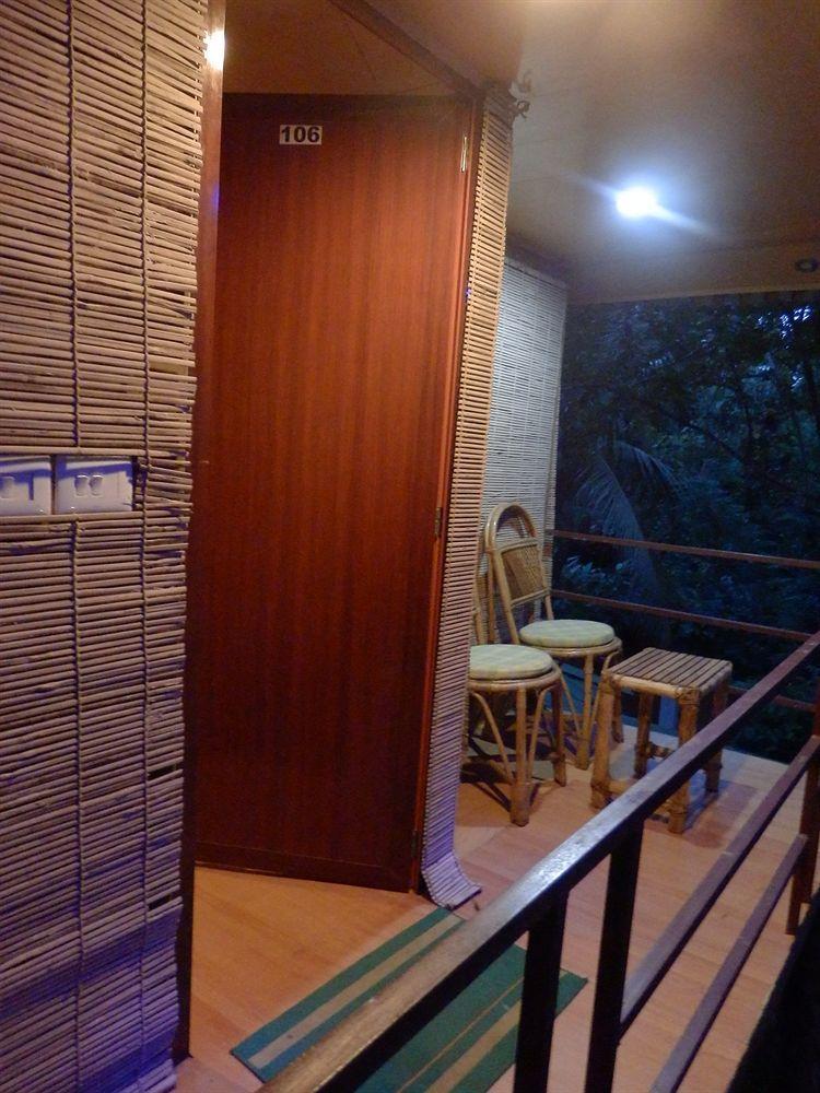 Green Garden Cottage Thekkady Ngoại thất bức ảnh