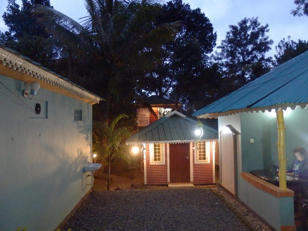 Green Garden Cottage Thekkady Ngoại thất bức ảnh